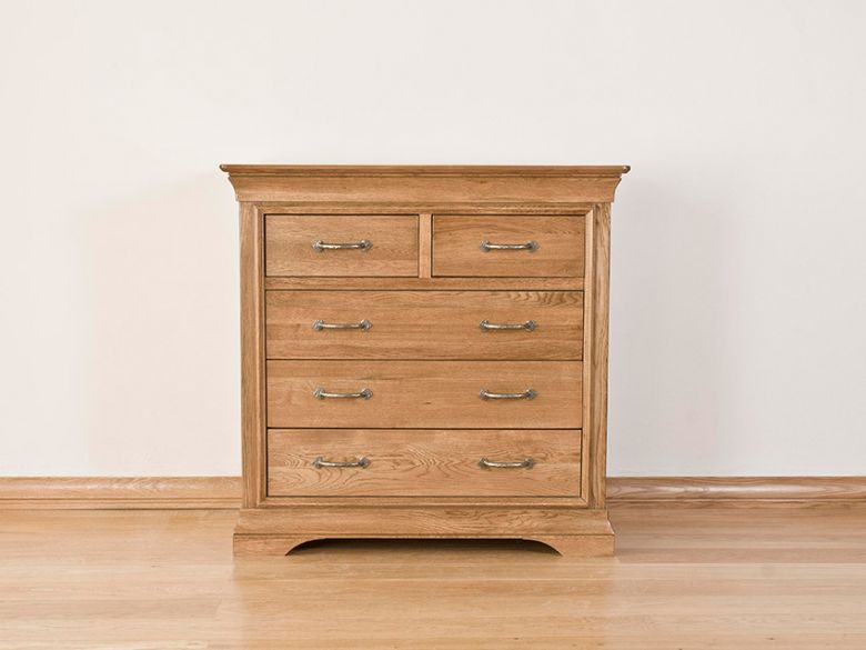 Flagbury solid oak chest of drawers
