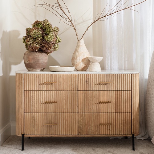 G195 Chest of Drawers