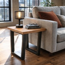 Yukon Lamp Table