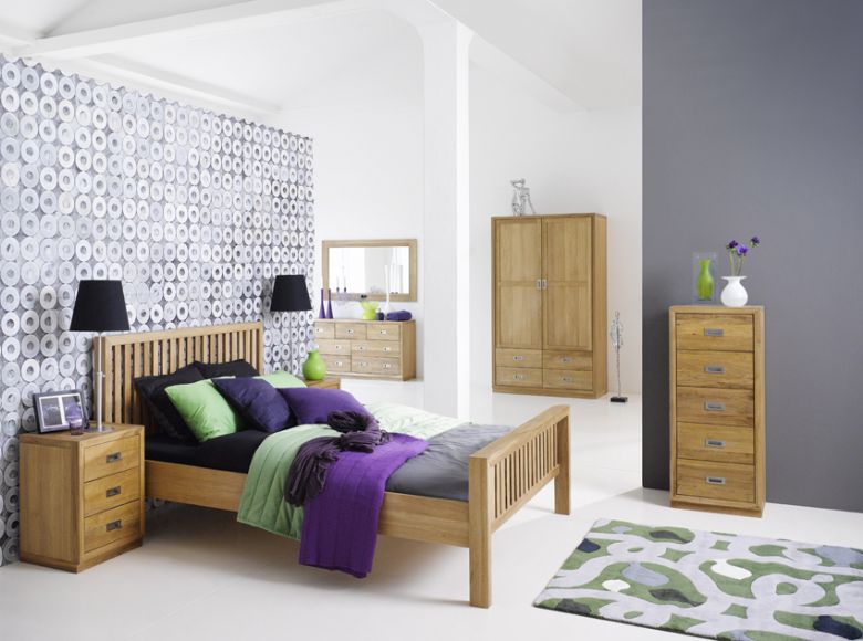Barwick Oak Bedroom Set