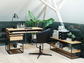 Rosta wood desk with black metal legs