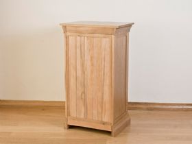 Flagbury tall oak chest