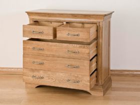Flagbury 5 drawer oak chest
