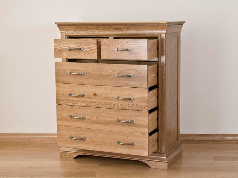 Flagbury 2 over 4 oak chest available at Furniture Barn